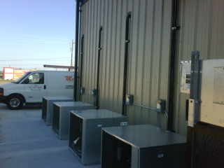 IMG00022-20111004-1624-320x240